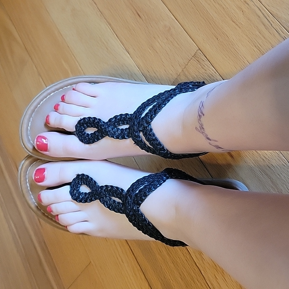 Cupcake sandals